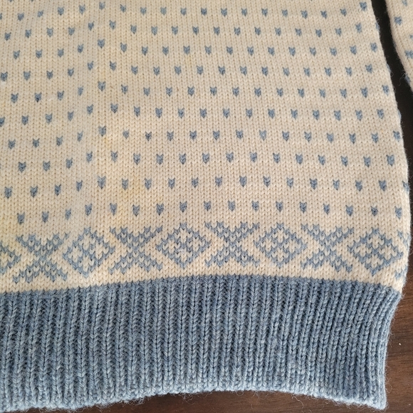 Vintage LL Bean 100% Wool Sweater Size 42/XL Made In Norway - Picture 2 of 16